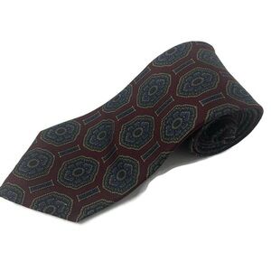 Kuppenheimer Mens Tie, Red Paisley